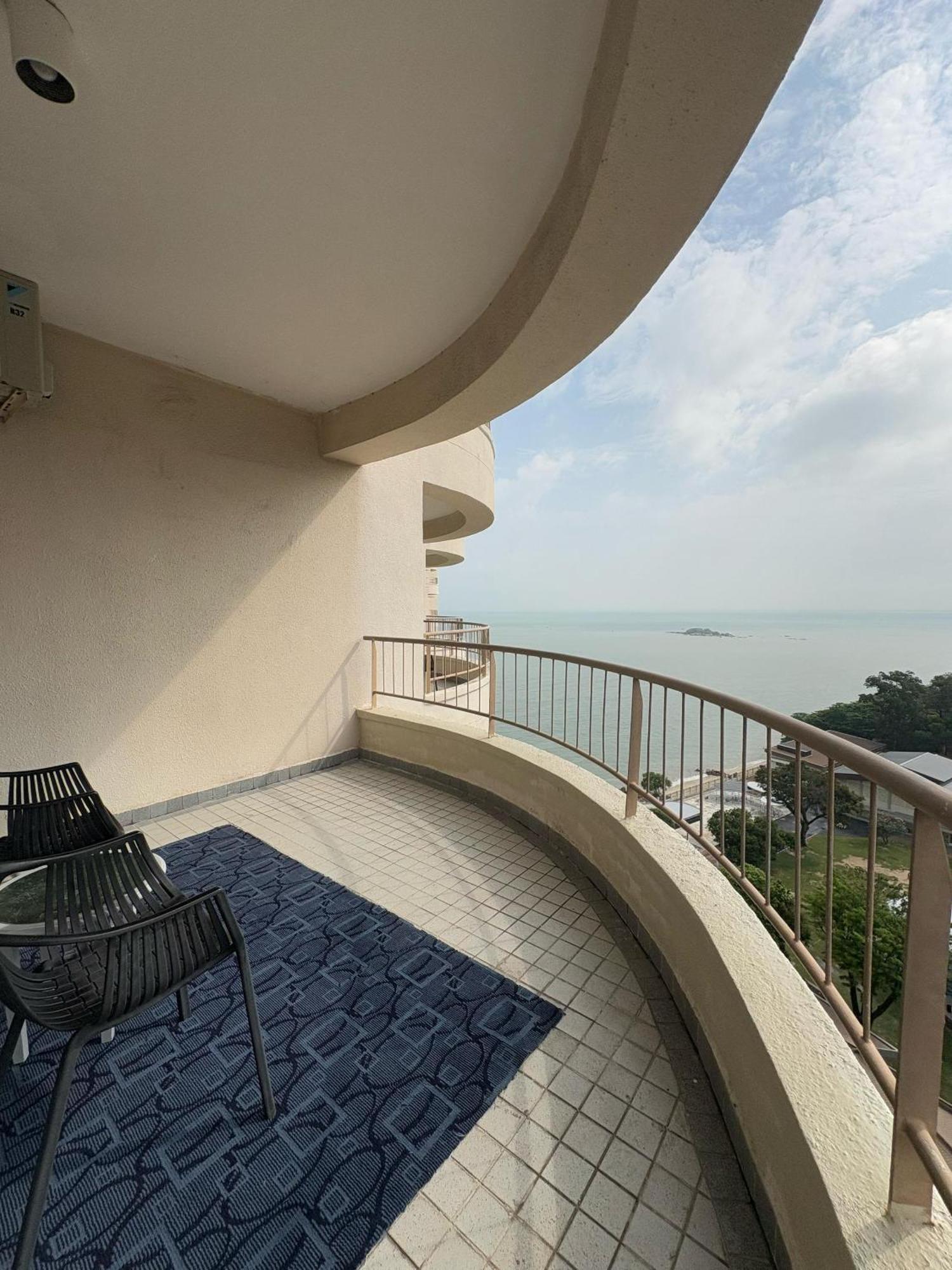 טנג'ונג בונגא 17 Jazz Sweet Beachfront Resort מראה חיצוני תמונה